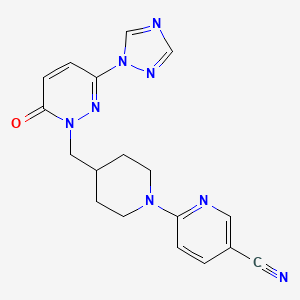 6-(4-{[6-oxo-3-(1H-1,2,4-triazol-1-yl)-1,6-dihydropyridazin-1-yl]methyl}piperidin-1-yl)pyridine-3-carbonitrile