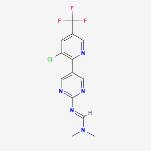 molecular formula C13H11ClF3N5 B2792871 (E)-N'-{5-[3-chloro-5-(trifluoromethyl)pyridin-2-yl]pyrimidin-2-yl}-N,N-dimethylmethanimidamide CAS No. 339010-68-3
