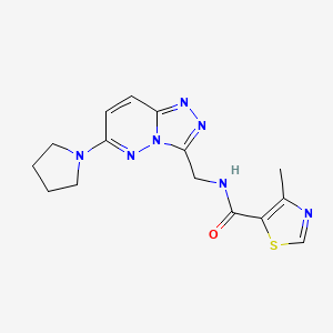 molecular formula C15H17N7OS B2795891 4-methyl-N-((6-(pyrrolidin-1-yl)-[1,2,4]triazolo[4,3-b]pyridazin-3-yl)methyl)thiazole-5-carboxamide CAS No. 2034600-58-1