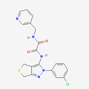 molecular formula C19H16ClN5O2S B2799431 N-[2-(3-chlorophenyl)-2H,4H,6H-thieno[3,4-c]pyrazol-3-yl]-N'-[(pyridin-3-yl)methyl]ethanediamide CAS No. 900010-86-8