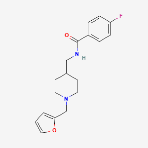 B2799494 4-fluoro-N-((1-(furan-2-ylmethyl)piperidin-4-yl)methyl)benzamide CAS No. 953996-96-8
