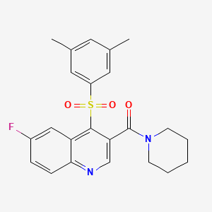 molecular formula C23H23FN2O3S B2800643 4-(3,5-DIMETHYLBENZENESULFONYL)-6-FLUORO-3-(PIPERIDINE-1-CARBONYL)QUINOLINE CAS No. 1111147-07-9