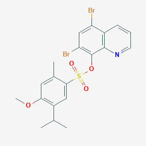 molecular formula C20H19Br2NO4S B2801835 5,7-Dibromoquinolin-8-yl 4-methoxy-2-methyl-5-(propan-2-yl)benzene-1-sulfonate CAS No. 2249615-37-8