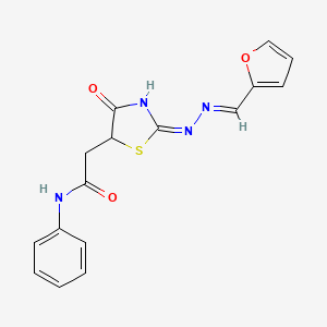 molecular formula C16H14N4O3S B2802301 2-((E)-2-((E)-(furan-2-ylmethylene)hydrazono)-4-oxothiazolidin-5-yl)-N-phenylacetamide CAS No. 431066-54-5
