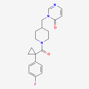 3-({1-[1-(4-Fluorophenyl)cyclopropanecarbonyl]piperidin-4-yl}methyl)-3,4-dihydropyrimidin-4-one