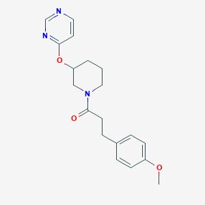 3-(4-Methoxyphenyl)-1-(3-(pyrimidin-4-yloxy)piperidin-1-yl)propan-1-one