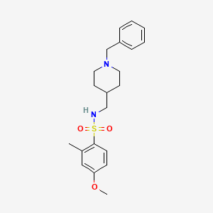 B2804038 N-((1-benzylpiperidin-4-yl)methyl)-4-methoxy-2-methylbenzenesulfonamide CAS No. 953154-86-4