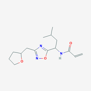 N-[3-Methyl-1-[3-(oxolan-2-ylmethyl)-1,2,4-oxadiazol-5-yl]butyl]prop-2-enamide