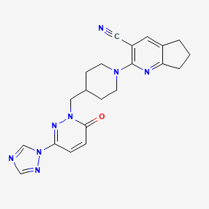 molecular formula C21H22N8O B2807232 2-(4-{[6-oxo-3-(1H-1,2,4-triazol-1-yl)-1,6-dihydropyridazin-1-yl]methyl}piperidin-1-yl)-5H,6H,7H-cyclopenta[b]pyridine-3-carbonitrile CAS No. 2177060-27-2