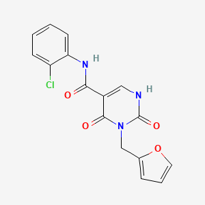 molecular formula C16H12ClN3O4 B2808180 N-(2-chlorophenyl)-3-(furan-2-ylmethyl)-2,4-dioxo-1,2,3,4-tetrahydropyrimidine-5-carboxamide CAS No. 1421494-23-6