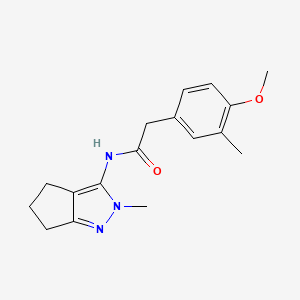 molecular formula C17H21N3O2 B2809205 2-(4-methoxy-3-methylphenyl)-N-{2-methyl-2H,4H,5H,6H-cyclopenta[c]pyrazol-3-yl}acetamide CAS No. 1105251-92-0