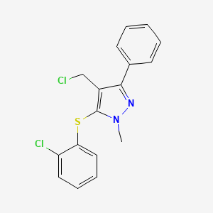 molecular formula C17H14Cl2N2S B2810040 4-(氯甲基)-5-[(2-氯苯基)硫醇]-1-甲基-3-苯基-1H-吡唑 CAS No. 318289-54-2