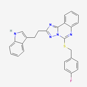 molecular formula C26H20FN5S B2810627 3-[2-(5-{[(4-fluorophenyl)methyl]sulfanyl}-[1,2,4]triazolo[1,5-c]quinazolin-2-yl)ethyl]-1H-indole CAS No. 443674-30-4