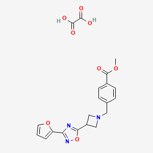 molecular formula C20H19N3O8 B2811323 Methyl 4-((3-(3-(furan-2-yl)-1,2,4-oxadiazol-5-yl)azetidin-1-yl)methyl)benzoate oxalate CAS No. 1428364-02-6