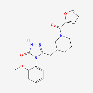 molecular formula C20H22N4O4 B2811535 3-((1-(furan-2-carbonyl)piperidin-3-yl)methyl)-4-(2-methoxyphenyl)-1H-1,2,4-triazol-5(4H)-one CAS No. 2034365-38-1