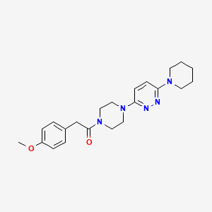 2-(4-Methoxyphenyl)-1-[4-(6-piperidin-1-ylpyridazin-3-yl)piperazin-1-yl]ethanone