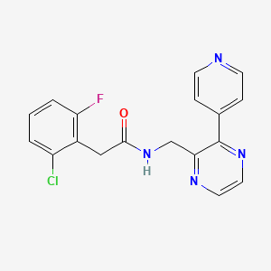 B2813268 2-(2-chloro-6-fluorophenyl)-N-{[3-(pyridin-4-yl)pyrazin-2-yl]methyl}acetamide CAS No. 2097916-18-0