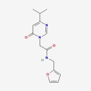 molecular formula C14H17N3O3 B2814729 N-(furan-2-ylmethyl)-2-(4-isopropyl-6-oxopyrimidin-1(6H)-yl)acetamide CAS No. 1203066-30-1