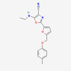 molecular formula C18H17N3O3 B2815006 5-(ethylamino)-2-{5-[(4-methylphenoxy)methyl]furan-2-yl}-1,3-oxazole-4-carbonitrile CAS No. 931704-18-6