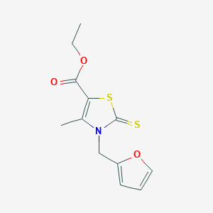 molecular formula C12H13NO3S2 B2819247 ethyl 3-[(furan-2-yl)methyl]-4-methyl-2-sulfanylidene-2,3-dihydro-1,3-thiazole-5-carboxylate CAS No. 637326-89-7