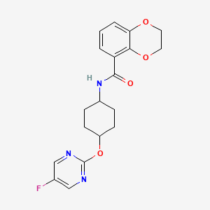 molecular formula C19H20FN3O4 B2822313 N-[(1r,4r)-4-[(5-fluoropyrimidin-2-yl)oxy]cyclohexyl]-2,3-dihydro-1,4-benzodioxine-5-carboxamide CAS No. 2034280-15-2