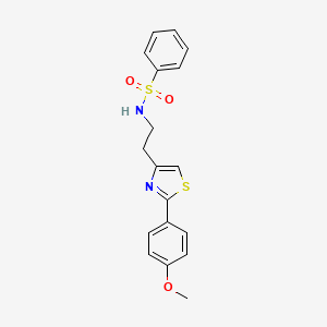 molecular formula C18H18N2O3S2 B2823016 N-(2-(2-(4-methoxyphenyl)thiazol-4-yl)ethyl)benzenesulfonamide CAS No. 863512-16-7
