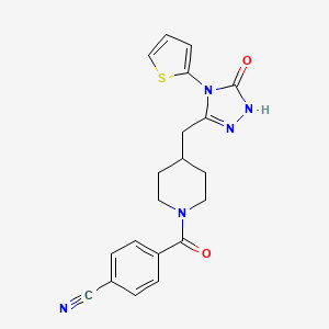 4-(4-((5-oxo-4-(thiophen-2-yl)-4,5-dihydro-1H-1,2,4-triazol-3-yl)methyl)piperidine-1-carbonyl)benzonitrile