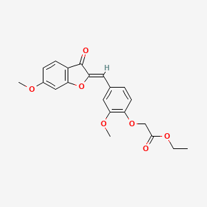 B2823356 (Z)-ethyl 2-(2-methoxy-4-((6-methoxy-3-oxobenzofuran-2(3H)-ylidene)methyl)phenoxy)acetate CAS No. 869078-90-0