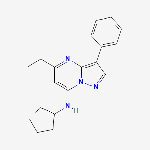 molecular formula C20H24N4 B2824455 N-cyclopentyl-3-phenyl-5-(propan-2-yl)pyrazolo[1,5-a]pyrimidin-7-amine CAS No. 890629-49-9