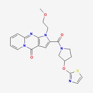 1-(2-methoxyethyl)-2-(3-(thiazol-2-yloxy)pyrrolidine-1-carbonyl)pyrido[1,2-a]pyrrolo[2,3-d]pyrimidin-4(1H)-one