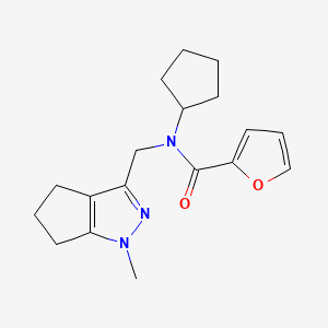 molecular formula C18H23N3O2 B2824731 N-cyclopentyl-N-({1-methyl-1H,4H,5H,6H-cyclopenta[c]pyrazol-3-yl}methyl)furan-2-carboxamide CAS No. 2034319-68-9