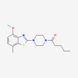 4-Methoxy-7-methyl-2-(4-pentanoylpiperazin-1-yl)-1,3-benzothiazole