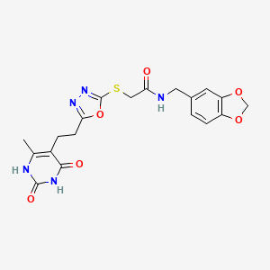 molecular formula C19H19N5O6S B2827094 N-(benzo[d][1,3]dioxol-5-ylmethyl)-2-((5-(2-(6-methyl-2,4-dioxo-1,2,3,4-tetrahydropyrimidin-5-yl)ethyl)-1,3,4-oxadiazol-2-yl)thio)acetamide CAS No. 1173062-49-1