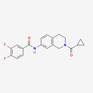 molecular formula C20H18F2N2O2 B2828960 N-(2-cyclopropanecarbonyl-1,2,3,4-tetrahydroisoquinolin-7-yl)-3,4-difluorobenzamide CAS No. 955767-15-4