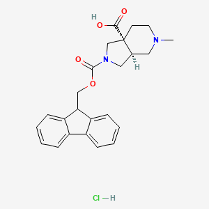 molecular formula C24H27ClN2O4 B2830601 (3aS,7aR)-2-(((9H-fluoren-9-yl)methoxy)carbonyl)-5-methyloctahydro-7aH-pyrrolo[3,4-c]pyridine-7a-carboxylic acid hydrochloride CAS No. 2187426-34-0
