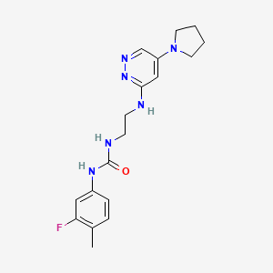 1-(3-Fluoro-4-methylphenyl)-3-(2-((5-(pyrrolidin-1-yl)pyridazin-3-yl)amino)ethyl)urea