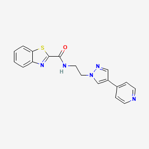molecular formula C18H15N5OS B2833031 N-{2-[4-(pyridin-4-yl)-1H-pyrazol-1-yl]ethyl}-1,3-benzothiazole-2-carboxamide CAS No. 2034552-76-4