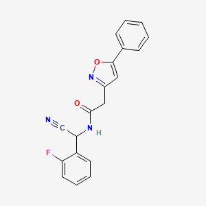 N-[Cyano-(2-fluorophenyl)methyl]-2-(5-phenyl-1,2-oxazol-3-yl)acetamide