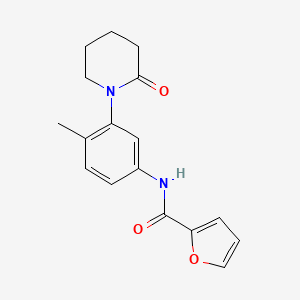 molecular formula C17H18N2O3 B2838017 N-[4-methyl-3-(2-oxopiperidin-1-yl)phenyl]furan-2-carboxamide CAS No. 941919-49-9