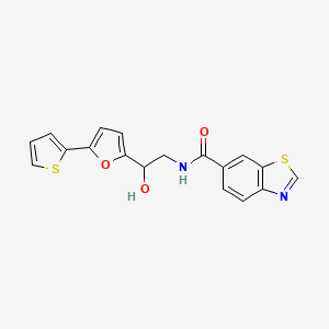 molecular formula C18H14N2O3S2 B2838504 N-{2-hydroxy-2-[5-(thiophen-2-yl)furan-2-yl]ethyl}-1,3-benzothiazole-6-carboxamide CAS No. 2320534-80-1