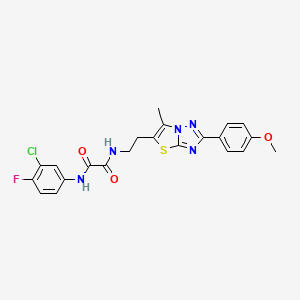 molecular formula C22H19ClFN5O3S B2838895 N'-(3-chloro-4-fluorophenyl)-N-{2-[2-(4-methoxyphenyl)-6-methyl-[1,2,4]triazolo[3,2-b][1,3]thiazol-5-yl]ethyl}ethanediamide CAS No. 896321-27-0