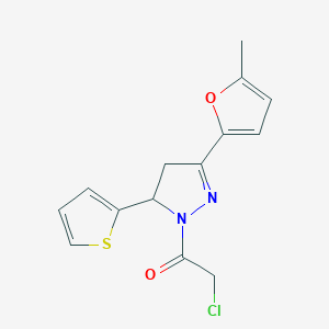 2-Chloro-1-[5-(5-methylfuran-2-yl)-3-thiophen-2-yl-3,4-dihydropyrazol-2-yl]ethanone
