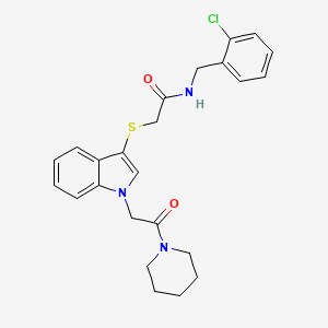 molecular formula C24H26ClN3O2S B2843860 N-[(2-chlorophenyl)methyl]-2-({1-[2-oxo-2-(piperidin-1-yl)ethyl]-1H-indol-3-yl}sulfanyl)acetamide CAS No. 878053-36-2