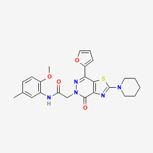 2-(7-(furan-2-yl)-4-oxo-2-(piperidin-1-yl)thiazolo[4,5-d]pyridazin-5(4H)-yl)-N-(2-methoxy-5-methylphenyl)acetamide