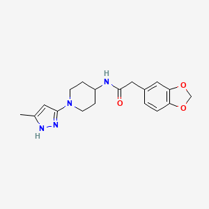 molecular formula C18H22N4O3 B2844334 2-(benzo[d][1,3]dioxol-5-yl)-N-(1-(5-methyl-1H-pyrazol-3-yl)piperidin-4-yl)acetamide CAS No. 2034201-38-0