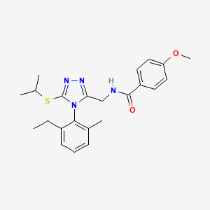 molecular formula C23H28N4O2S B2844816 N-((4-(2-ethyl-6-methylphenyl)-5-(isopropylthio)-4H-1,2,4-triazol-3-yl)methyl)-4-methoxybenzamide CAS No. 476451-80-6