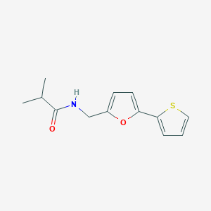 molecular formula C13H15NO2S B2845460 N-((5-(thiophen-2-yl)furan-2-yl)methyl)isobutyramide CAS No. 2034403-17-1