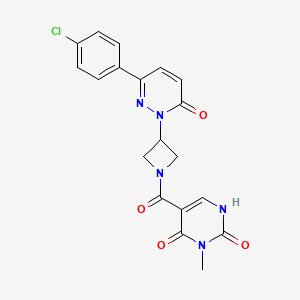 molecular formula C19H16ClN5O4 B2846539 5-[3-[3-(4-Chlorophenyl)-6-oxopyridazin-1-yl]azetidine-1-carbonyl]-3-methyl-1H-pyrimidine-2,4-dione CAS No. 2380182-29-4