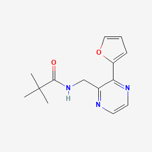 molecular formula C14H17N3O2 B2847153 N-((3-(furan-2-yl)pyrazin-2-yl)methyl)pivalamide CAS No. 2034463-34-6