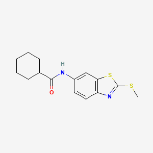 B2850172 N-(2-(methylthio)benzo[d]thiazol-6-yl)cyclohexanecarboxamide CAS No. 330191-10-1